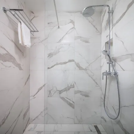 Ellure Luxury Отель Сплит