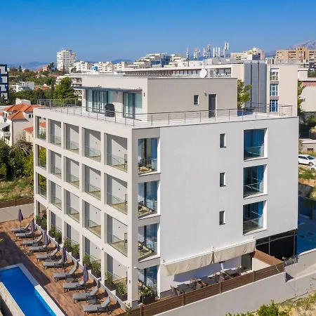 Ellure Luxury Отель