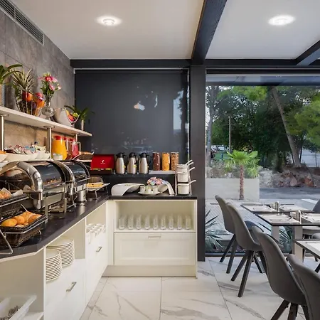 Ellure Luxury Hotel Split