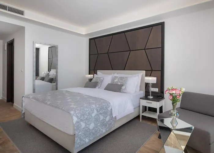 酒店 Ellure Luxury