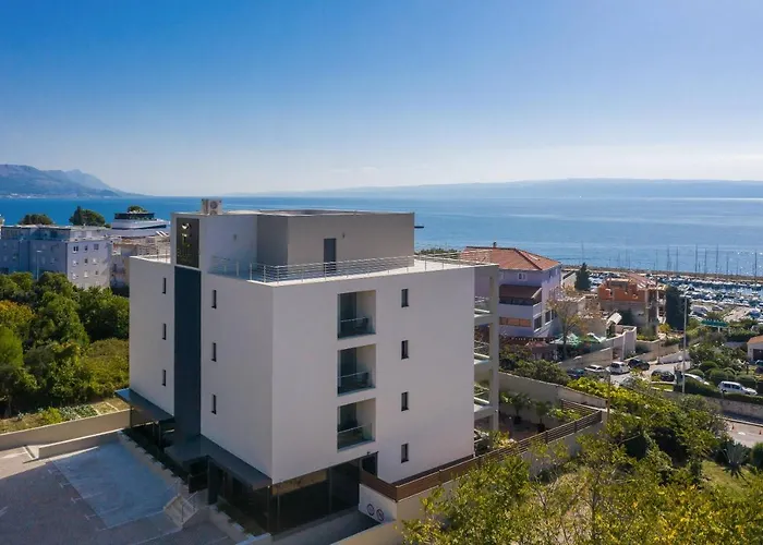 Ellure Luxury 酒店