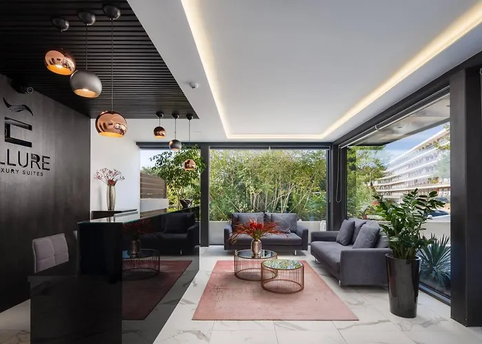 Ellure Luxury Hotel 4*