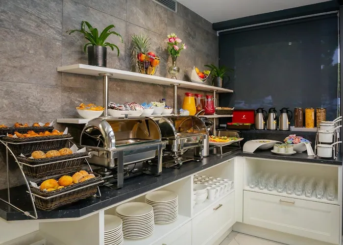 Hotel Ellure Luxury 4*