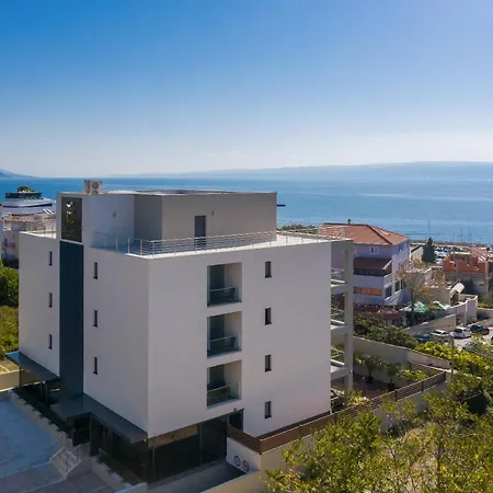 Ellure Luxury Hotel
